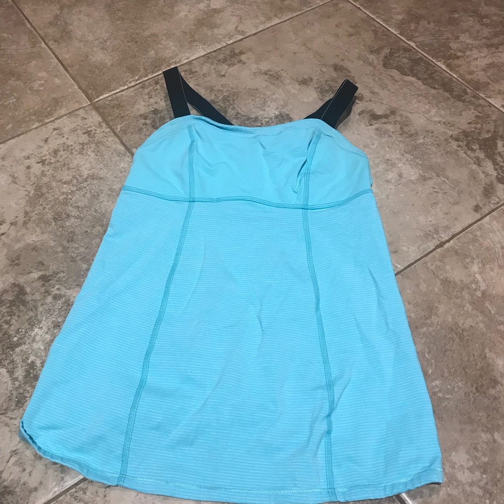 Lulu Lemon tank